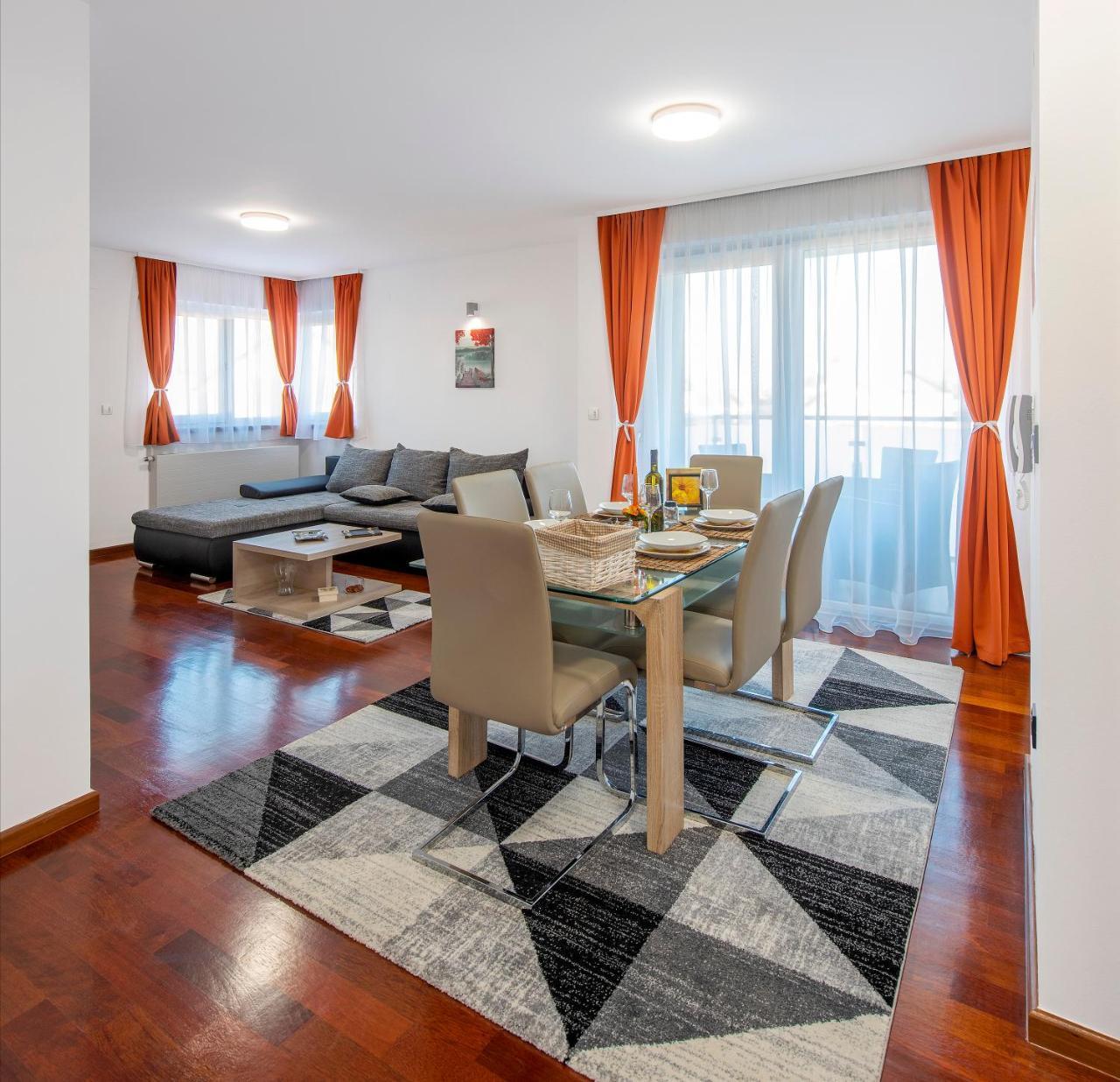 וואראז'דין Ratkajec Luxury Apartments מראה חיצוני תמונה