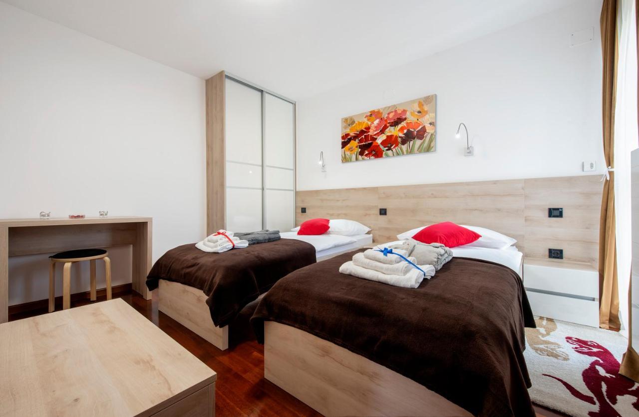 וואראז'דין Ratkajec Luxury Apartments מראה חיצוני תמונה