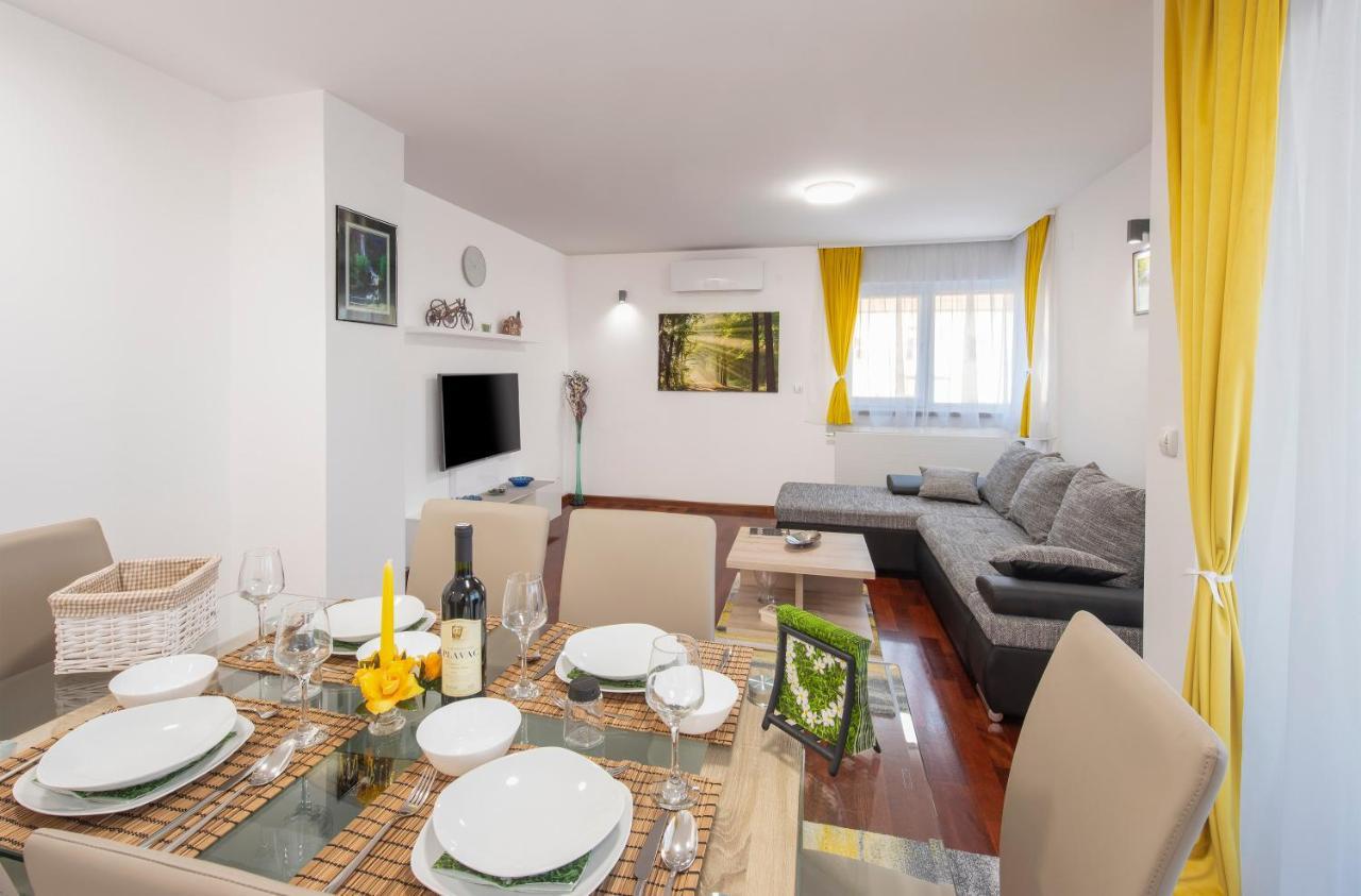 וואראז'דין Ratkajec Luxury Apartments מראה חיצוני תמונה