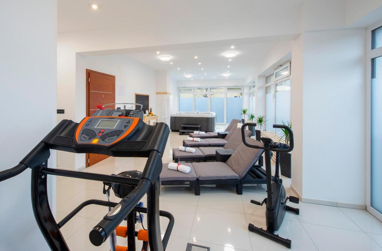 וואראז'דין Ratkajec Luxury Apartments מראה חיצוני תמונה